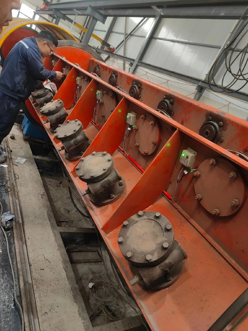 炳輝機(jī)電設(shè)備.主營:電纜設(shè)備搬遷 安裝 改造 加裝斷