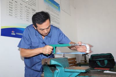 朱峰:80后黨員小伙 平凡崗位詮釋“工匠精神”